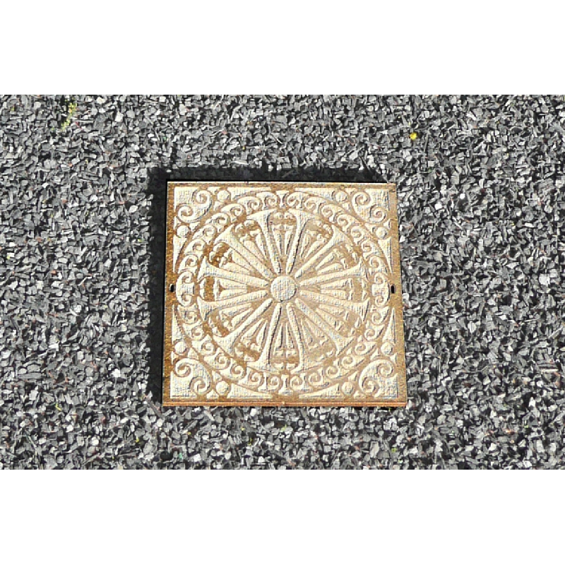 Putdeksel Rococostijl. 4 stuks 1:45