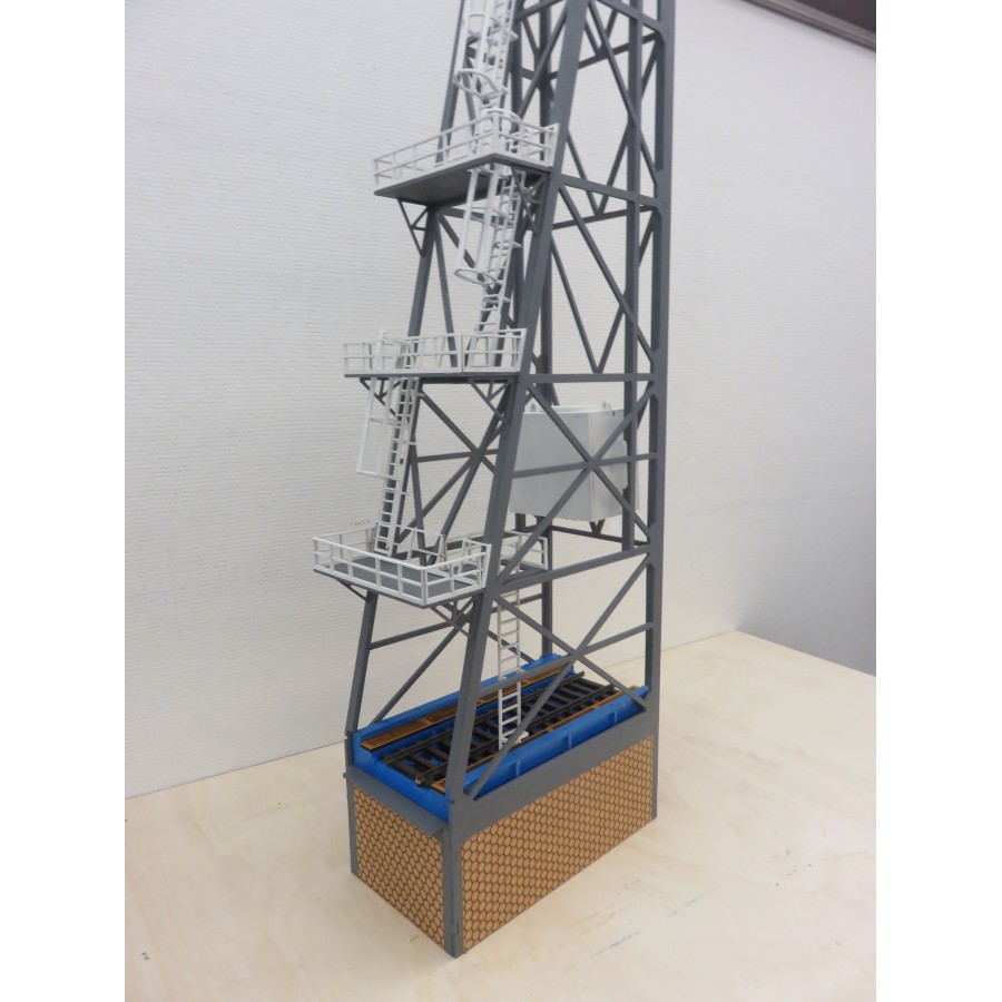 Trappen en bordessen voor de hefbrug 1:32