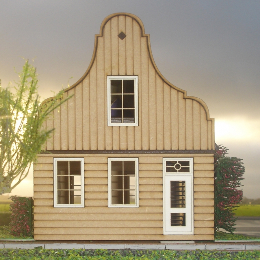 Zaanse huis bolle klokgevel 1:45